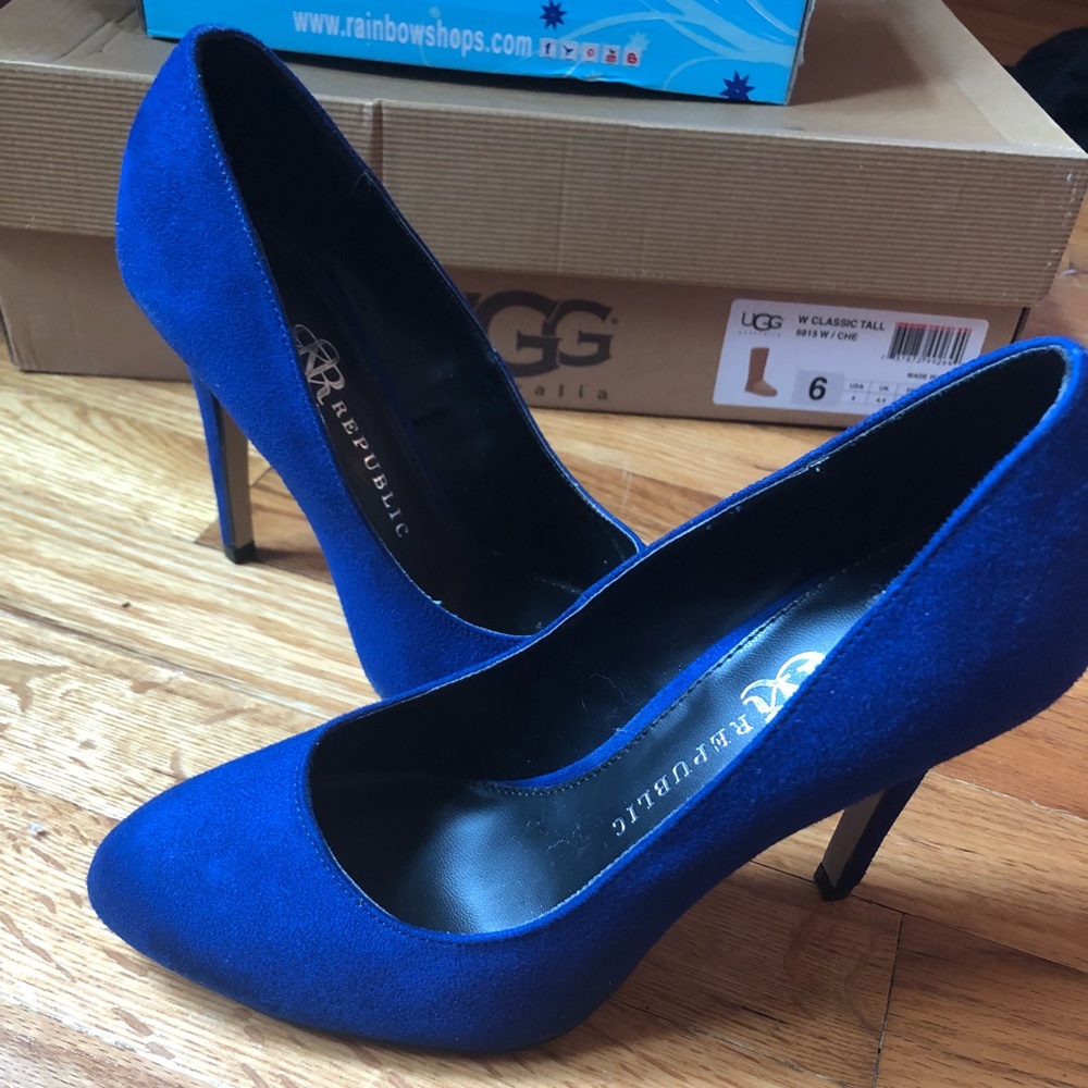 Blue suede shoes
